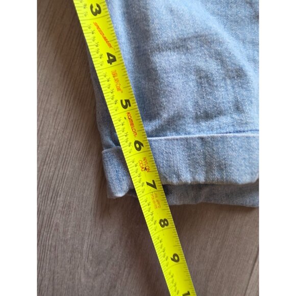 Vintage Talbots Womens Denim Pleated Shorts Size 12 Light Wash - Picture 4 of 4